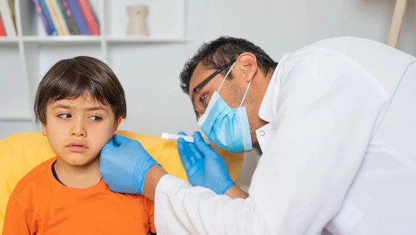 أفضل أطباء الأنف والاذن والحنجرة في برلين