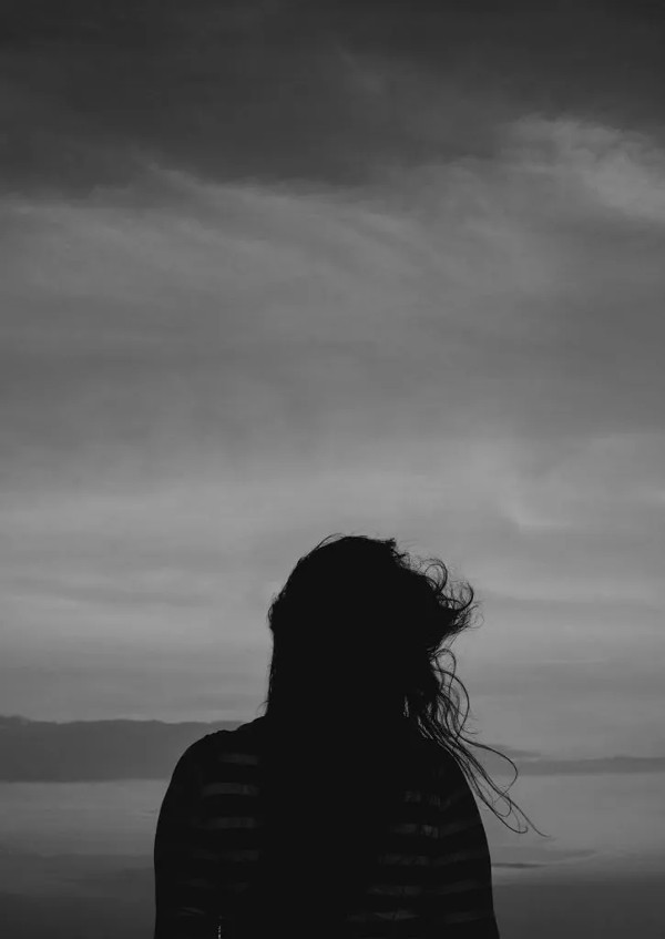 خلفيات بنات فخمة سوداء