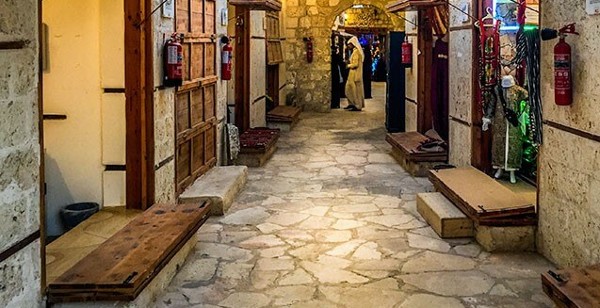 سوق الليل الشعبي