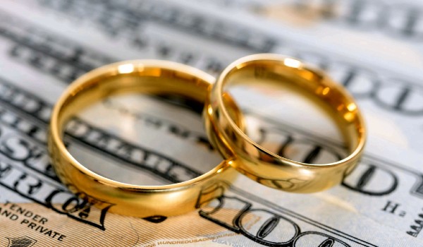 الفرق بين المهر والشبكة