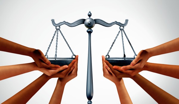 تقسيم الميراث بعد وفاة الأم