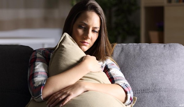 حقوق الزوجة علي زوجها المسافر