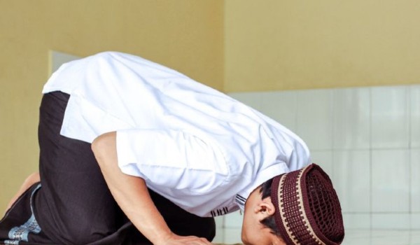 حكم سجود التلاوة في الصلاة