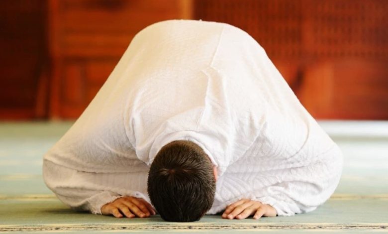 حكم سجود التلاوة في الصلاة