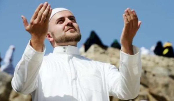 حكم تكبيرات عيد الفطر