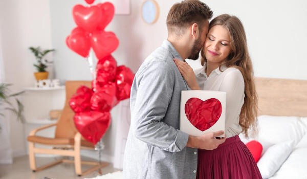 رسائل عيد الزواج للزوج المسافر