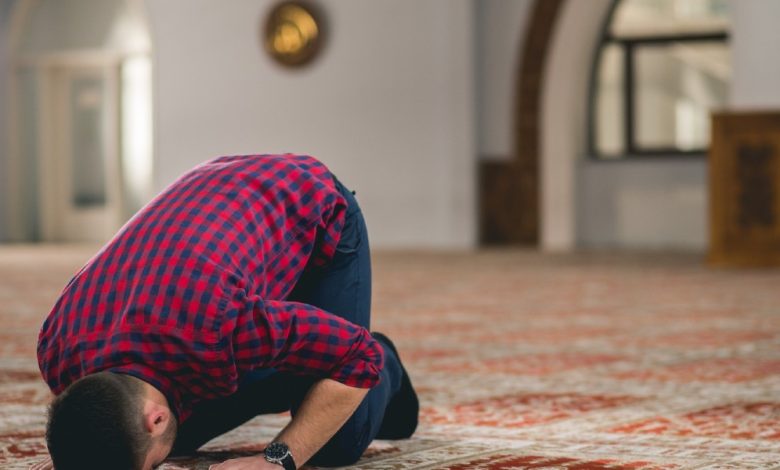 حكم صلاة المسافر