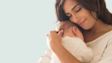 حكم كفالة اليتيم في البيت