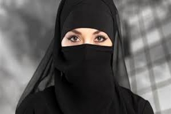 هل يجوز لبس النقاب إجباريا ؟