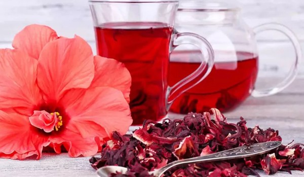 أضرار الكركم على القولون