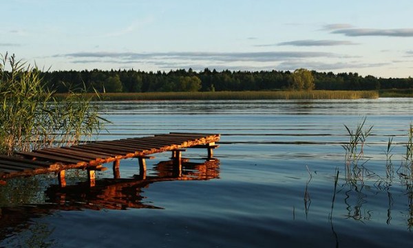 البحيرة الزرقاء