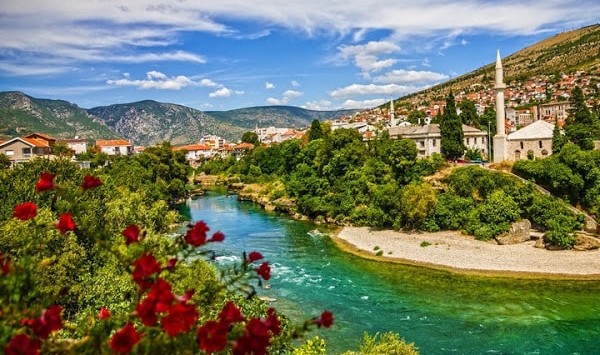 السياحة في البوسنة