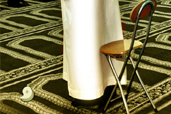 الصلاة على كرسي