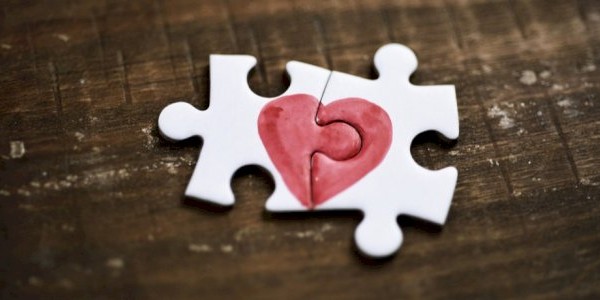 تصرفات الرجل المعجب بصمت