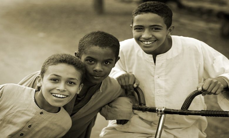 رسالة لصديق عزيز اليك