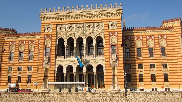 ساحة البلدية القديمة