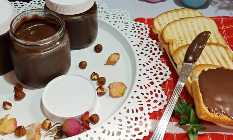 شوكولاتة قابلة للدهن فاطمة أبو حاتي