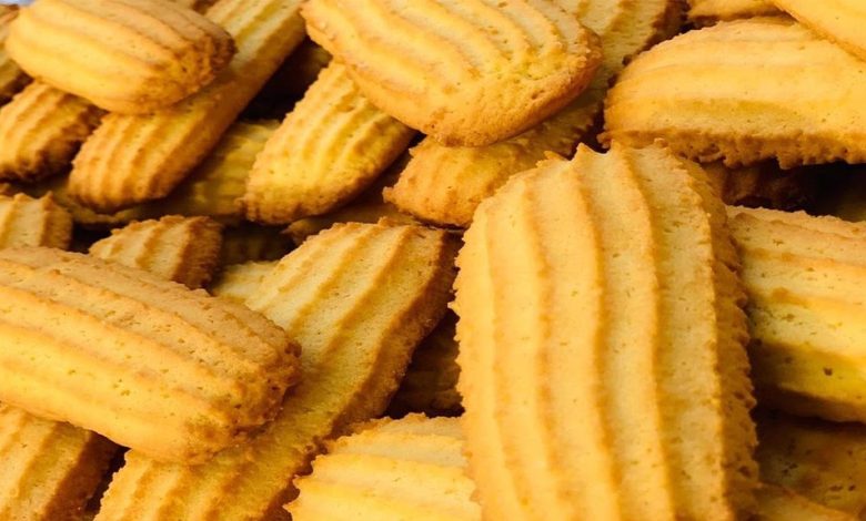 طريقة عمل بسكويت النشادر فاطمة أبو حاتي