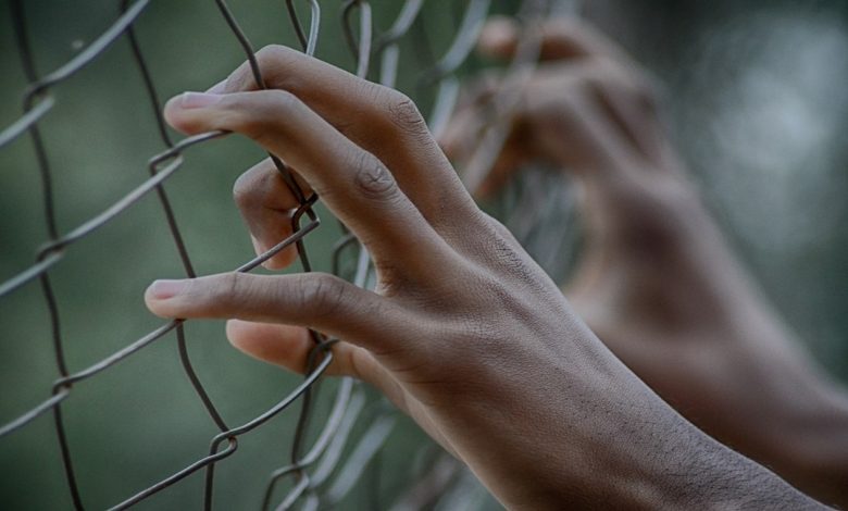 عبارات عن السجين تويتر