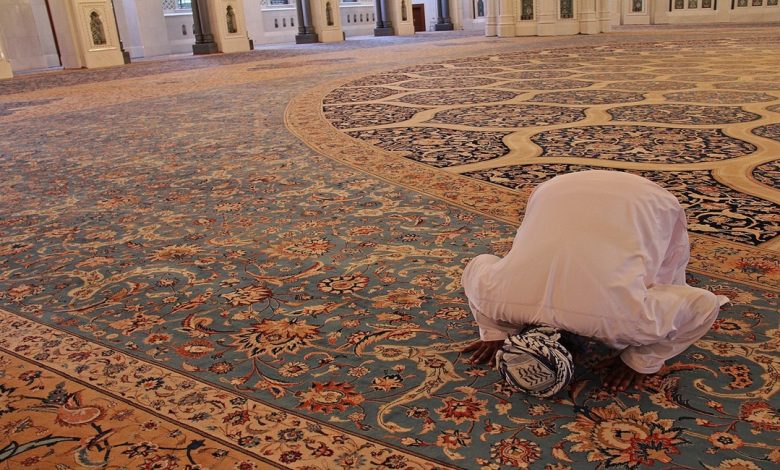 من فاته صلاة في عمره