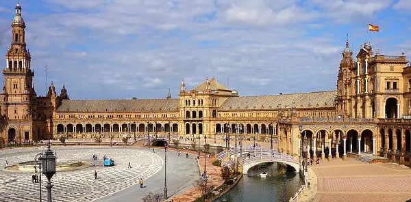 الاماكن السياحية في اشبيلية