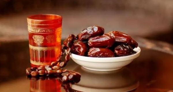 حكم صيام يوم الشك