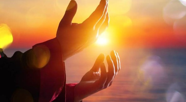 رفع الأعمال إلى الله