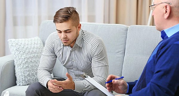 طبيب نفسي عربي في كارلسروه