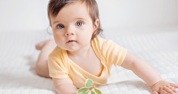 كيف أعرف أن طفلي سليم من التوحد