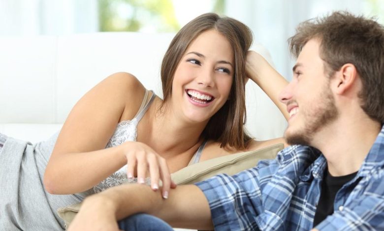 كيف أعرف أنه يحبني بصدق