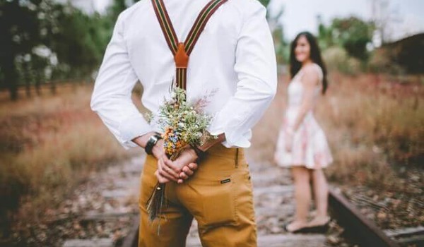 كيف اعرف أنه يحبني