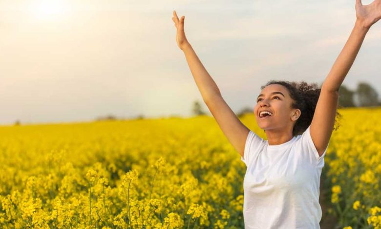 رسائل عيد المرأة لحبيبتي