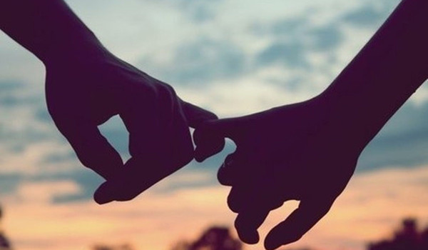 التصرفات التي تدل على الحب