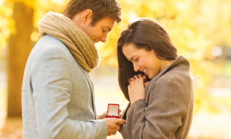 كيف أعرف أنه يحبني بصدق من حركاته ؟