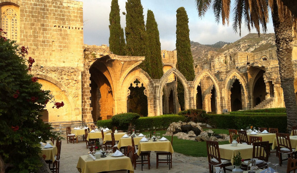 مطاعم عربية في قبرص