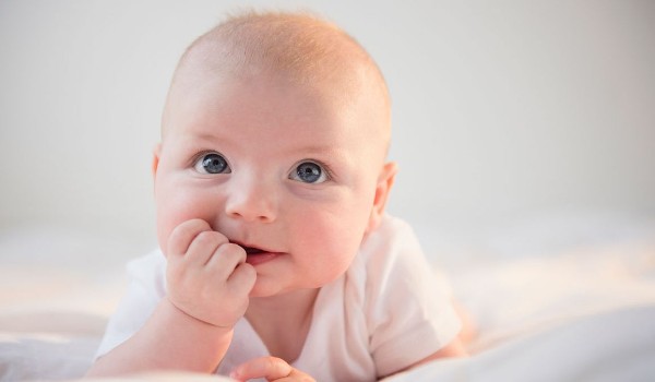 رسالة مباركة مولود جديد