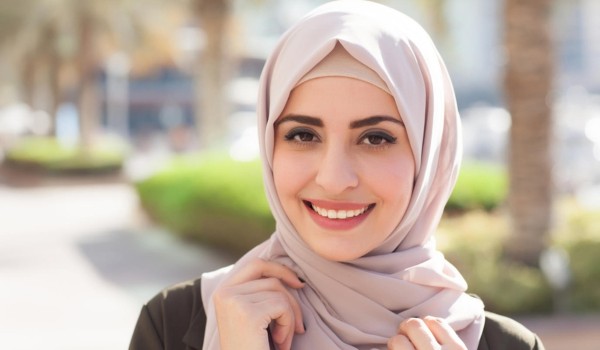 عبارات تهنئة بالحجاب