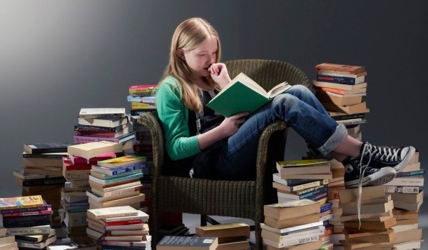 أجمل ما قيل في حب القراءة