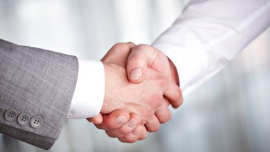 حكم كيف تتعامل مع الناس