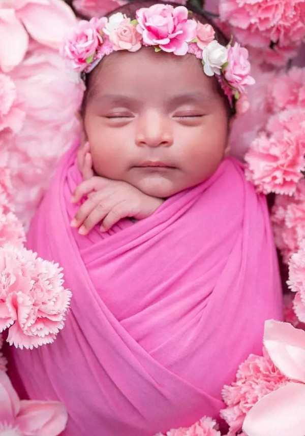 معنى اسم ايات