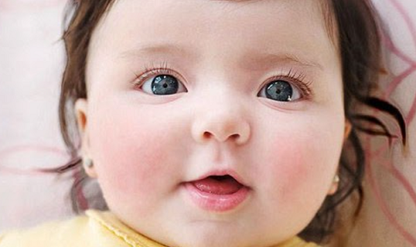 معنى اسم سيلينا