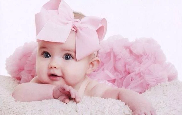 معنى اسم لافينا