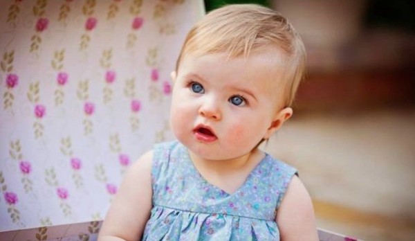 معنى اسم هنا