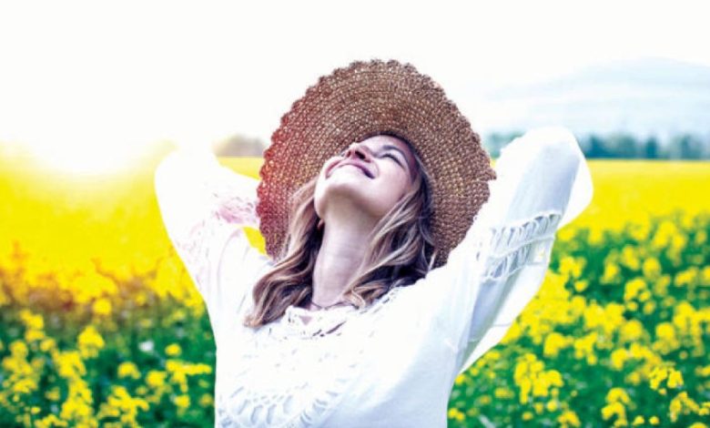 أجمل ما قال الحكماء عن السعادة