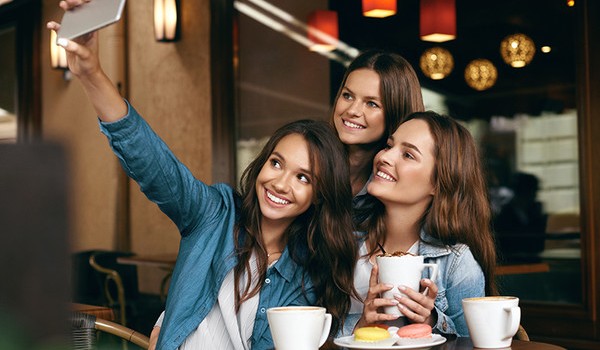 كلام جميل وعبارات عن الصداقة