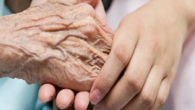 أجمل ما قيل في كبار السن