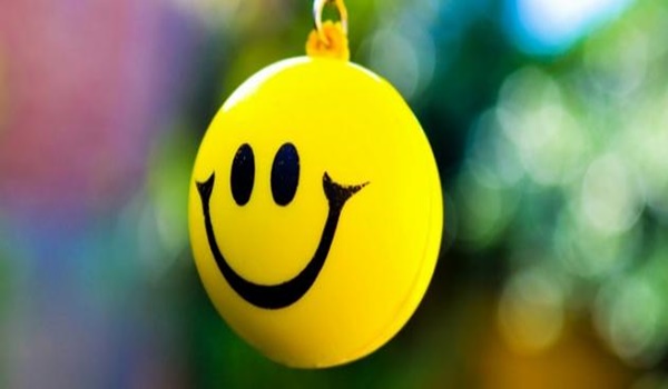 كلام عن التفاؤل والسعادة