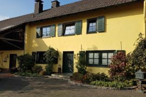 افضل موقع تأجير البيوت في كريفلد